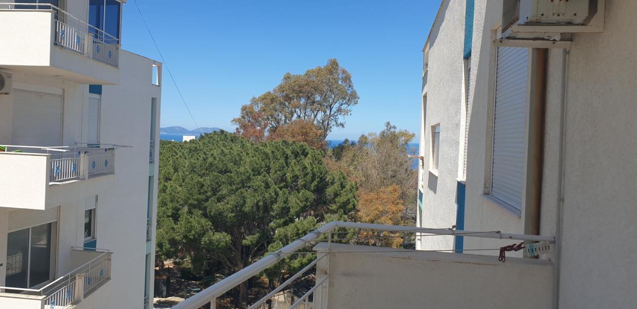Redsun Apartment Vlorë 外观 照片