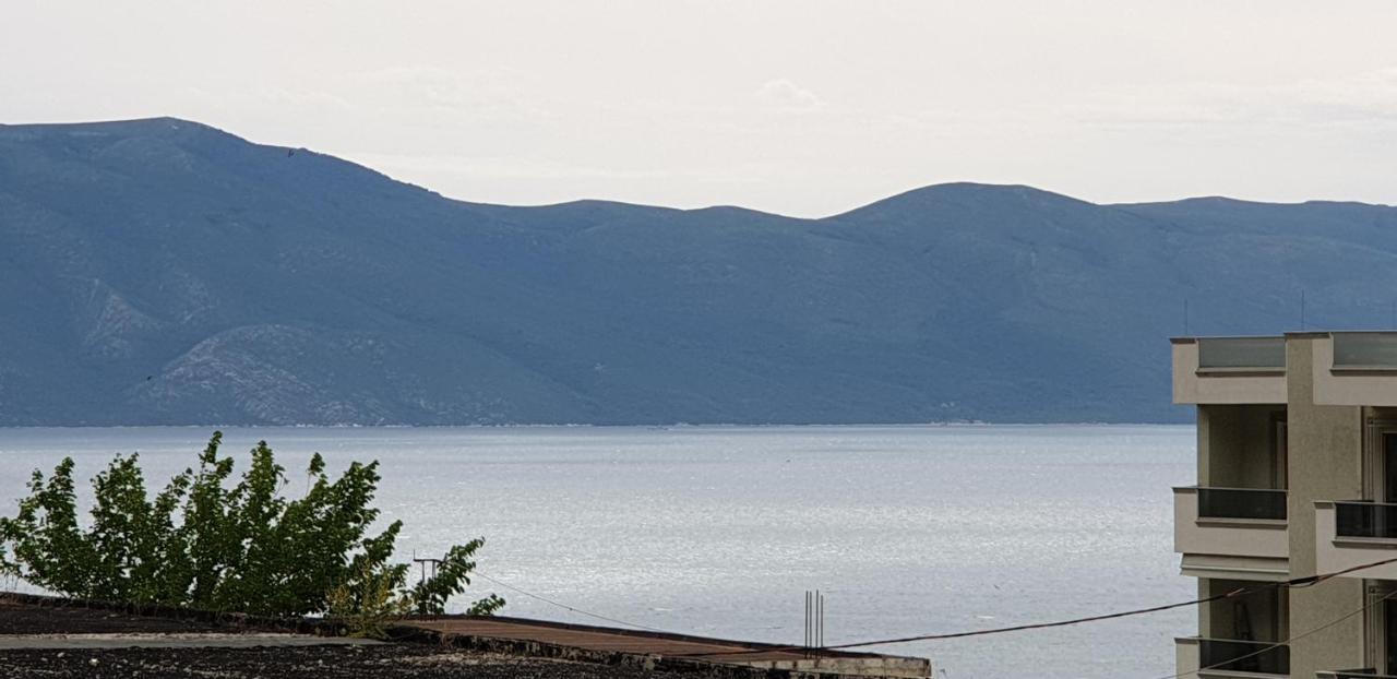 Redsun Apartment Vlorë 外观 照片